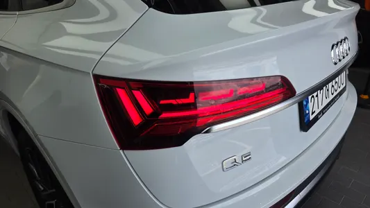 Audi Q5 (FY) 45 TFSI 2023 23