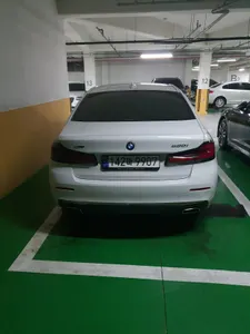 BMW 5 Series (G30) 530i xDrive 2023 4