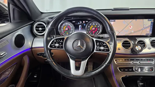 Mercedes-Benz E-Class W213 E250 2019 13