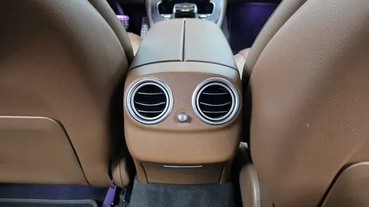 Mercedes-Benz E-Class W213 E250 2019 31