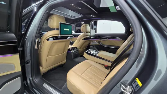 Audi A8 (D5) 55 TFSI LWB 2020 12