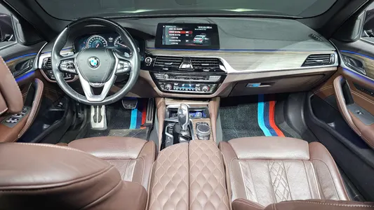 BMW 5 Series (G30) 530i M 2018 7