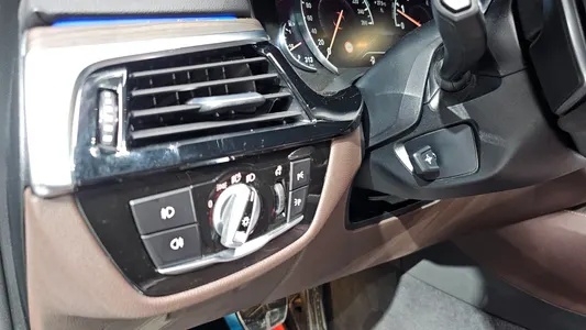 BMW 5 Series (G30) 530i M 2018 19