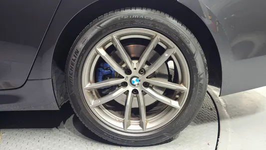 BMW 5 Series (G30) 530i M 2018 21
