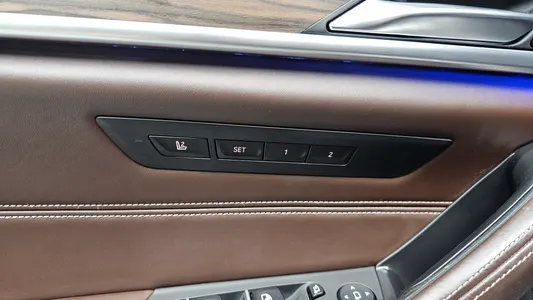 BMW 5 Series (G30) 530i M 2018 28