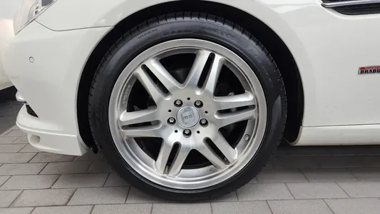 Mercedes-Benz SLK-Class 200 2012 5