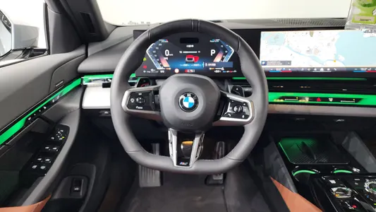 BMW 5 Series (G60) 530i xDrive M 2025 17
