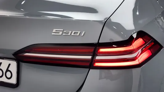 BMW 5 Series (G60) 530i xDrive M 2025 29