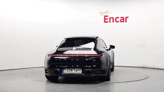 Porsche 911 (992) 4S 2022 4
