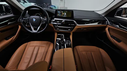 BMW 5 Series (G30) 520d 2018 7