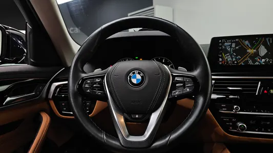 BMW 5 Series (G30) 520d 2018 13