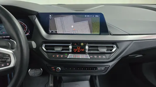 BMW 2 Series Gran Coupe (F44) 220i M 2023 29