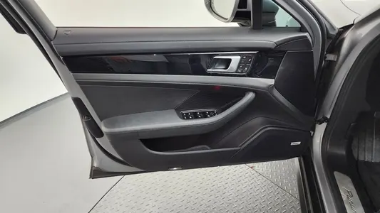 Porsche (971) 3.0 AWD 2018 24