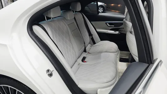 Mercedes-Benz E-Class W214 E450 4MATIC 2025 11