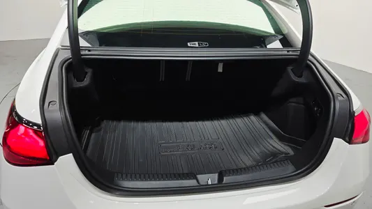 Mercedes-Benz E-Class W214 E450 4MATIC 2025 17