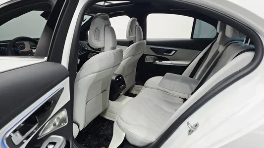 Mercedes-Benz E-Class W214 E450 4MATIC 2025 18