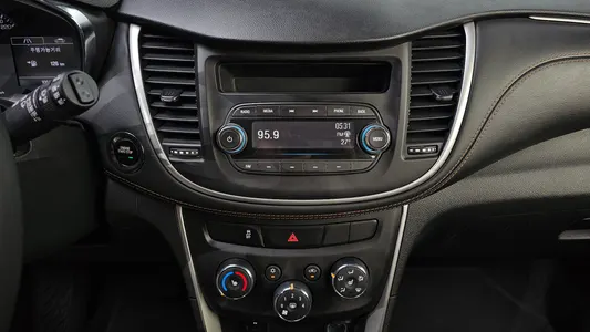 Chevrolet 트랙스 1.4 LT 2019 14