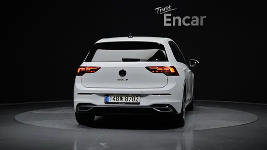 Volkswagen 8 2.0 TDI 2022 4