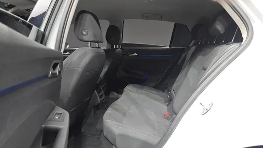 Volkswagen 8 2.0 TDI 2022 12