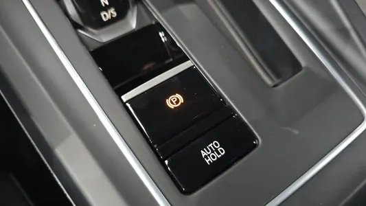 Volkswagen 8 2.0 TDI 2022 18