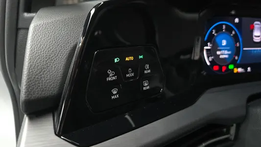 Volkswagen 8 2.0 TDI 2022 19