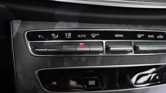 Mercedes-Benz E-Class W213 E450 4MATIC 2021 32
