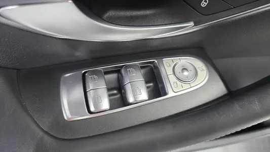 Mercedes-Benz E-Class W213 E450 4MATIC 2021 28