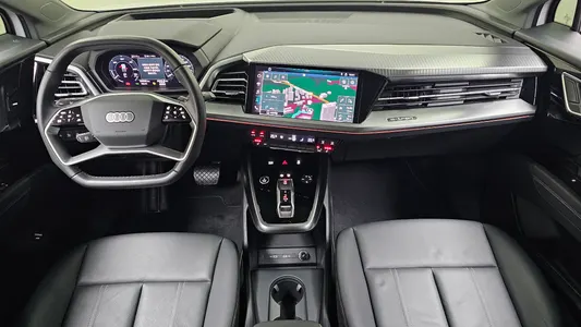 Audi Q4 e- (F4) 40 2023 7