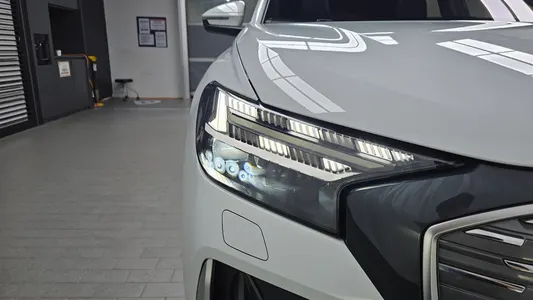Audi Q4 e- (F4) 40 2023 23