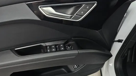 Audi Q4 e- (F4) 40 2023 28