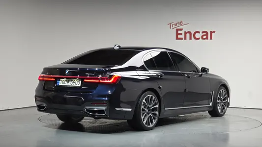BMW 7 Series (G11) 730d xDrive M 2021