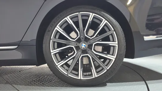 BMW 7 Series (G11) 730d xDrive M 2021 21