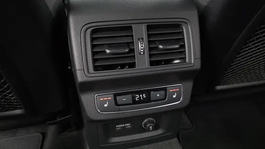 Audi Q5 (FY) 45 TFSI 2021 19