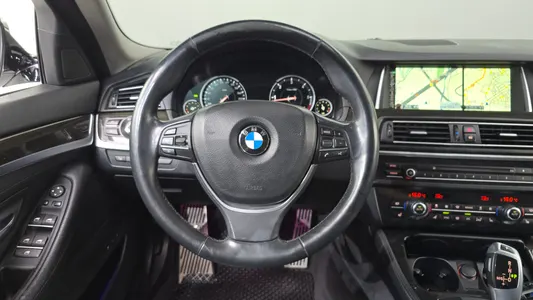 BMW 5 Series (F10) 520d 2015 14