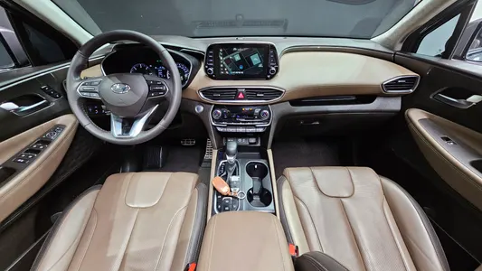 Hyundai TM 2.0 2WD 2018 7
