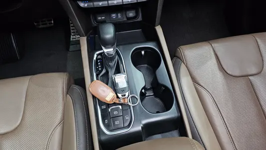 Hyundai TM 2.0 2WD 2018 9