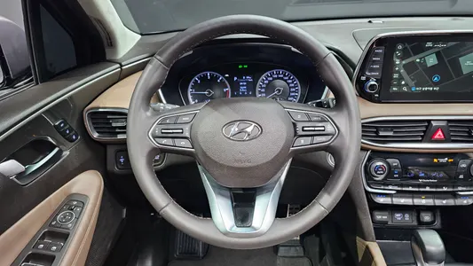 Hyundai TM 2.0 2WD 2018 12