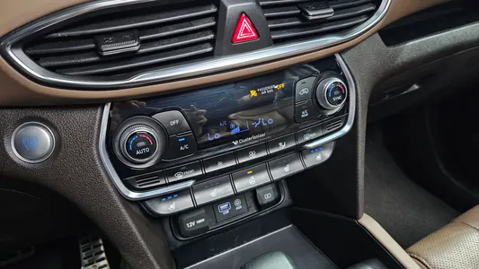 Hyundai TM 2.0 2WD 2018 14