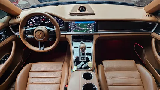 Porsche (971) 2.9 AWD 2023 7
