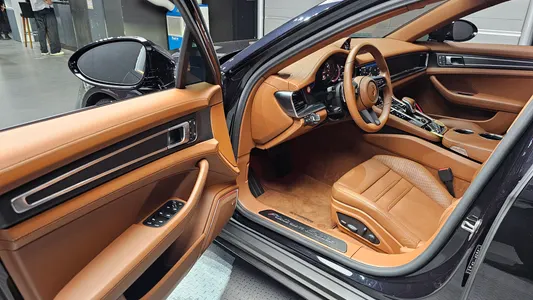 Porsche (971) 2.9 AWD 2023 10