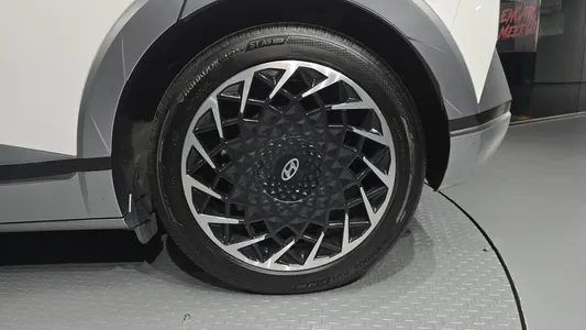 Hyundai Ioniq 5 AWD 2021 21