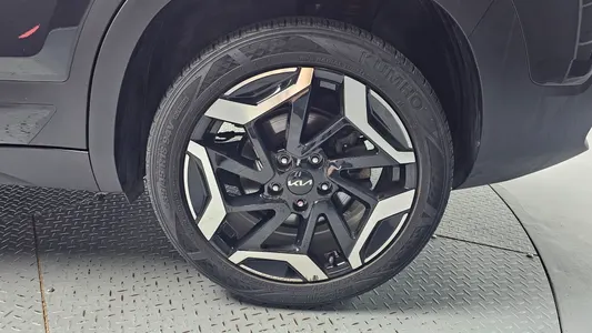 Kia Seltos 1.6 4WD 2023 5