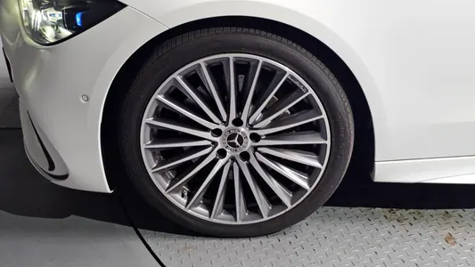 Mercedes-Benz C-Class W206 C300 4MATIC AMG Line 2022 5