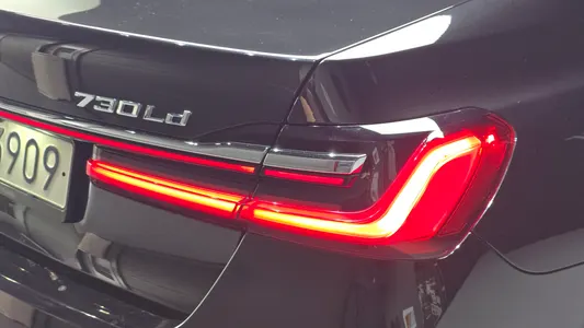 BMW 7 Series (G11) 730Ld xDrive M 2019 23