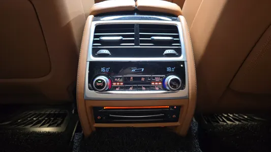 BMW 7 Series (G11) 730Ld xDrive M 2019 28