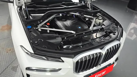 BMW X7 (G07) xDrive 40i 6 2025 5