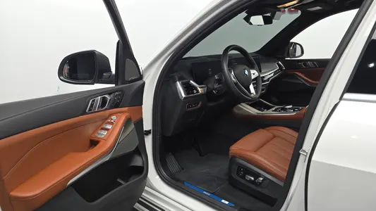 BMW X7 (G07) xDrive 40i 6 2025 9