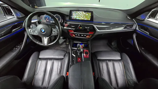 BMW 5 Series (G30) 530i M 2018 6