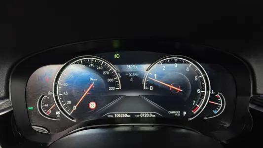 BMW 5 Series (G30) 530i M 2018 7