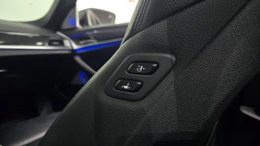 BMW 5 Series (G30) 530i M 2018 19
